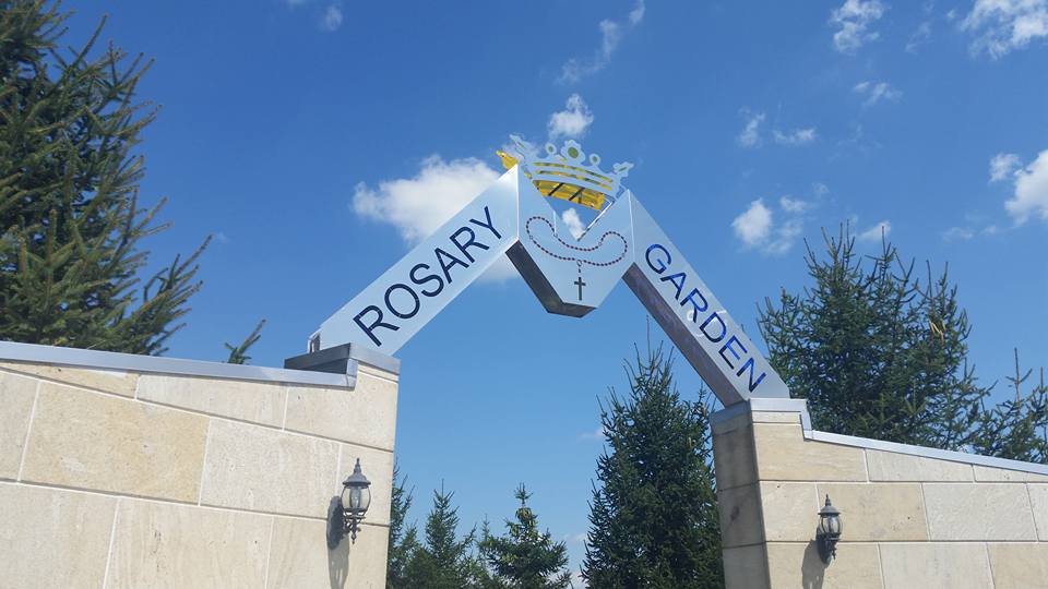 RosaryGardensign.jpg